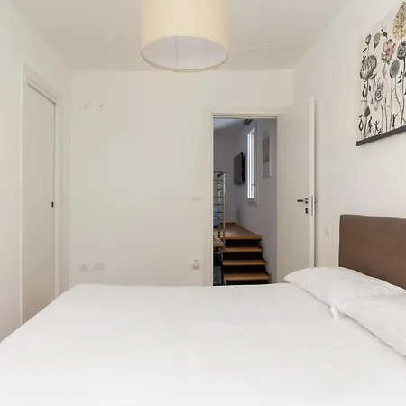 Wild Flower By Wonderful Italy Apartamento