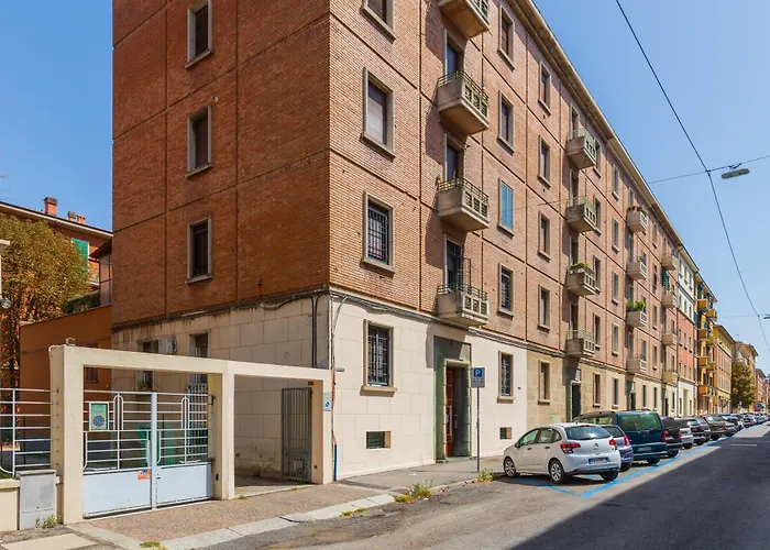 Wild Flower By Wonderful Italy شقة بولونيا